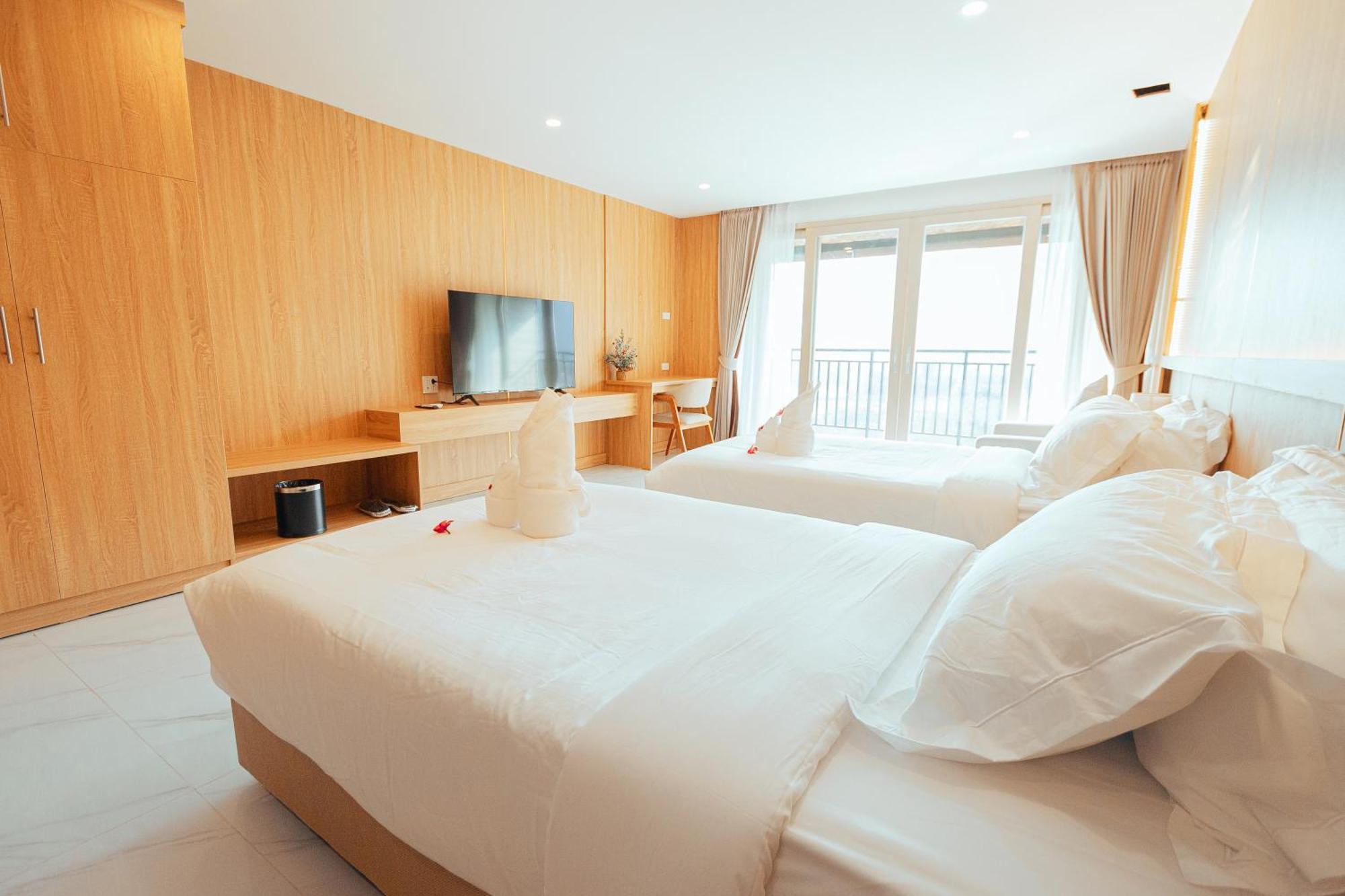 The Elephant Crossing Hotel Vang Vieng Exterior photo